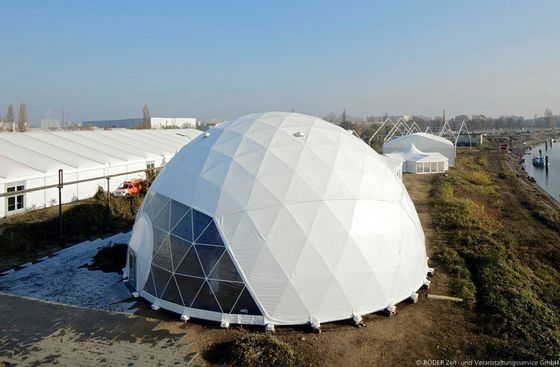 Китай Поведер покрыло шатры купола диаметра 20м Геодестик большие с большими стальными трубками поставщик