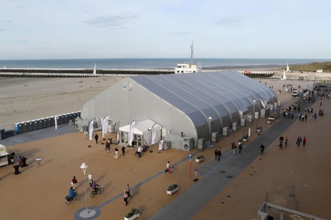 Подгонянный шатер шатра 20кс50 события/выставки большой на открытом воздухе с стенами АБС трудными